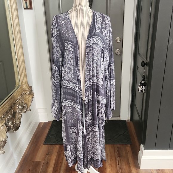 Sugarfox Other - Sugarfox Kimono Cardigan